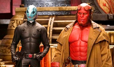 HELLBOY II: THE GOLDEN ARMY, (aka HELLBOY 2), Doug Jones (second from left), Ron Perlman (third from left), Selma Blair (far right), 2008. ©Universal/courtesy Everett Collection