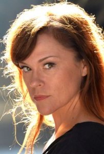 MV5BMjEyODM5MDA0NF5BMl5BanBnXkFtZTgwNjI1MjE1MDE@._V1_UY317_CR127,0,214,317_AL_