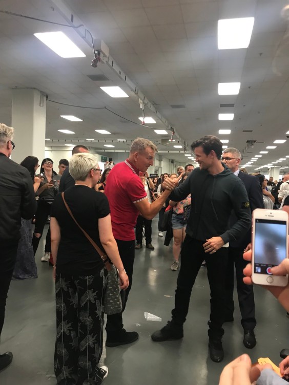 D5605646-933C-406A-8F38-A4190765BC7A