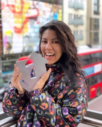 stephanie-beatriz-official-number-1-award-encanto-we-dont-talk-about-bruno